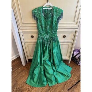 Vintage JB Fashions Beaded‎ Silk Gown Green Elphaba Wicked Halloween Silk 12